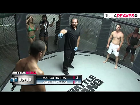 ❤️ Ultimate Fighter fickt ein Nummerngirl direkt nach einem Kampf im Ring ❤️ Porno bei uns